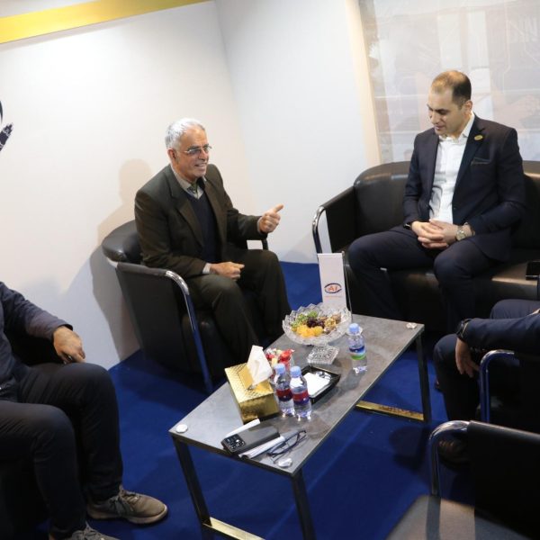 f86fd421-9a2c-433d-8468-d683ec3b1908